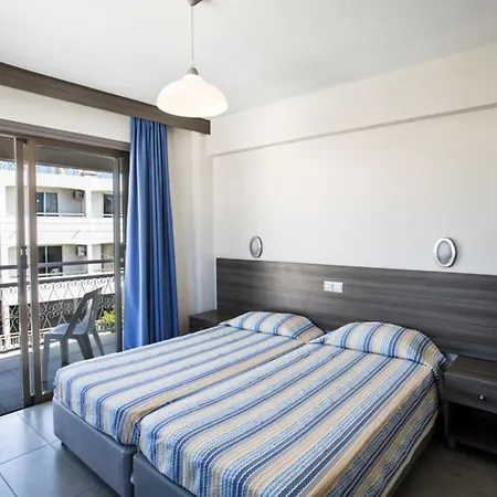 Willa Enjoy A Holiday Of A Lifetime Renting Your Own In At The Best Rate 1332 *